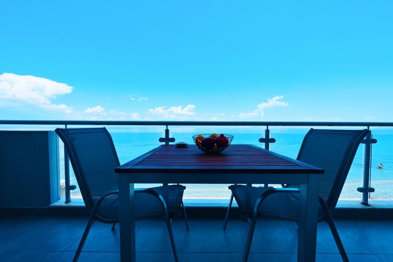 New Times Seafront Hotel Apartments Melissi Melíssion Екстериор снимка